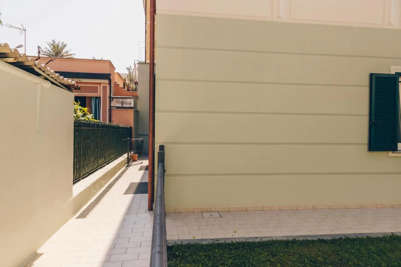 Appartamento 189 - Casa Bordighera Centro, 350Metri Dal Mare 0*,