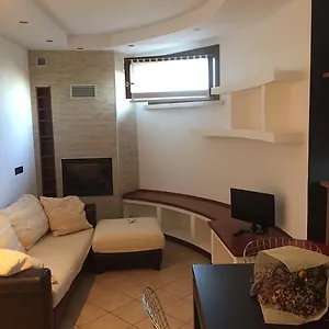 https://casa-martina-virgilio.it-lombardy.com
